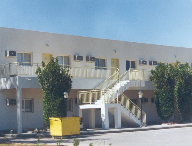 مبانٍ ومرافق